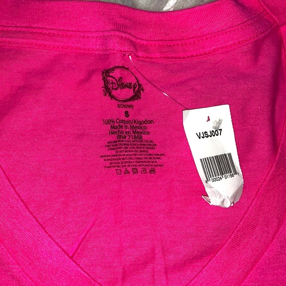 Lion King Tee - Picture 2 of 2